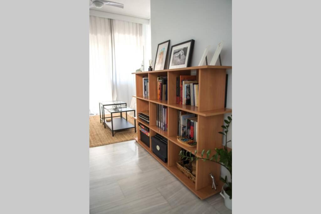 Your Cozy Downtown Home - Apartment Larissa Exteriör bild