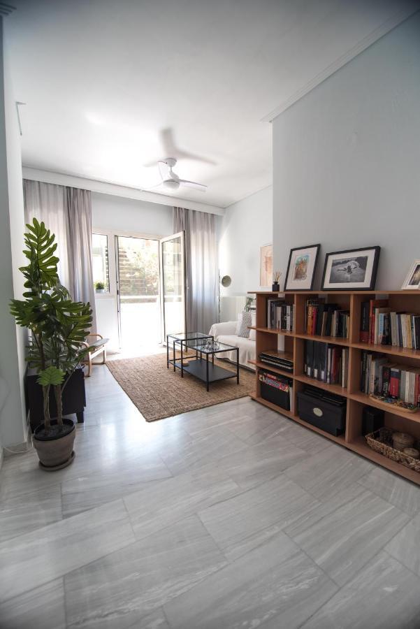 Your Cozy Downtown Home - Apartment Larissa Exteriör bild