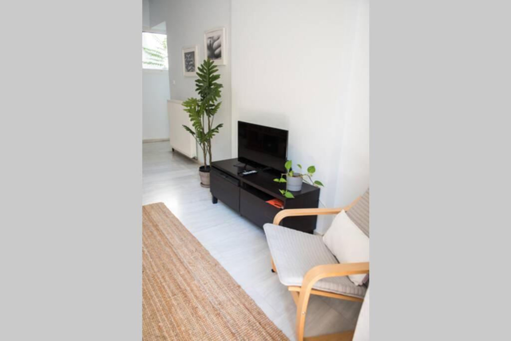 Your Cozy Downtown Home - Apartment Larissa Exteriör bild